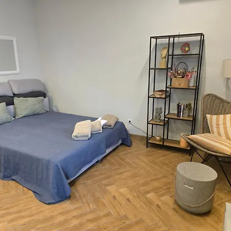 Апартамент The Atelier Бургас