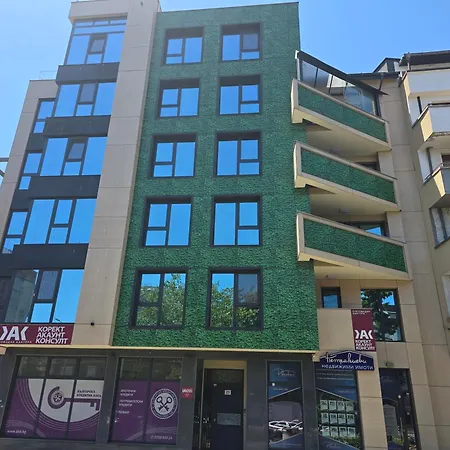 アパート The Atelier *